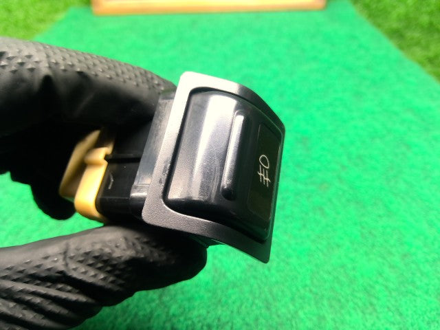 【中古】ランドクルーザー S-HDJ81V フロントフォグ スイッチ