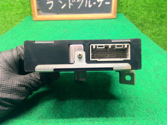【中古】ランドクルーザー S-HDJ81V クルーズコントロールコンピューター 88240-60080