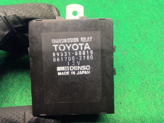 【中古】ランドクルーザー S-HDJ81V トランスミッションリレー 89531-60010