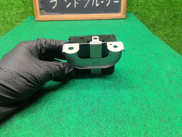 【中古】ランドクルーザー S-HDJ81V パワーステアリングコンピューター 89650-60010