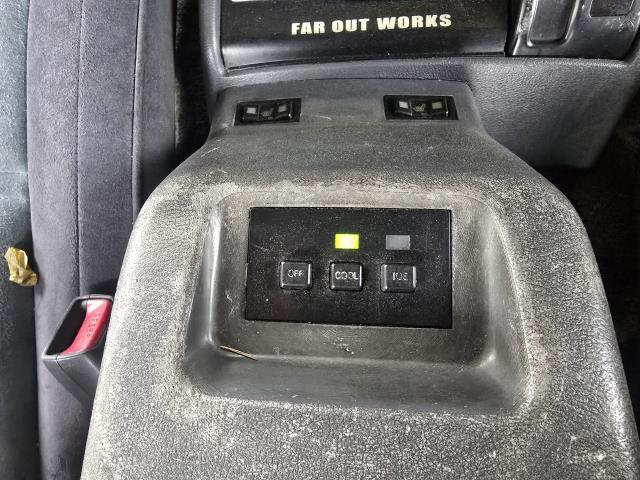 【中古】ランドクルーザー S-HDJ81V センターコンソールボックス 冷蔵庫ジャンク