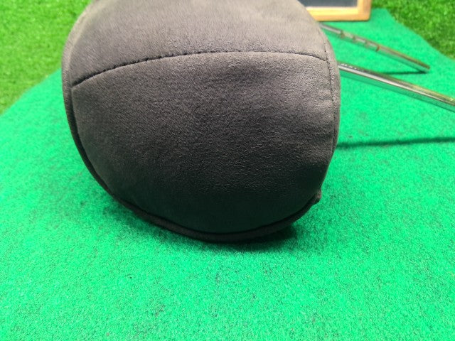 【中古】ランドクルーザー S-HDJ81V 左リアシートヘッドレスト 71970-60061-B1