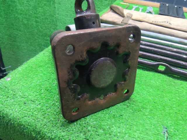 【中古】ランドクルーザー S-HDJ81V 車載工具 6M1