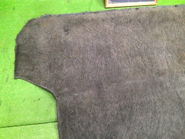 【中古】ランドクルーザー S-HDJ81V ラゲッジマット 58570-60081