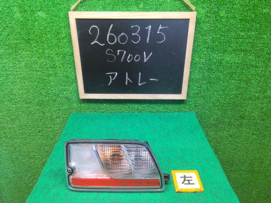 【中古】ハイゼットアトレ 3BD-S700V 左テールランプ 81561-B5120