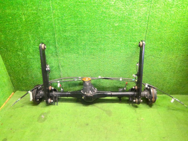 【中古】ハイゼットアトレ 3BD-S700V リアリジットデフ ホーシングＡＳＳＹ
