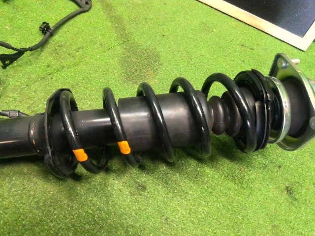 【中古】ハイゼットアトレ 3BD-S700V 左フロントストラットＡＳＳＹ 48520-B9510