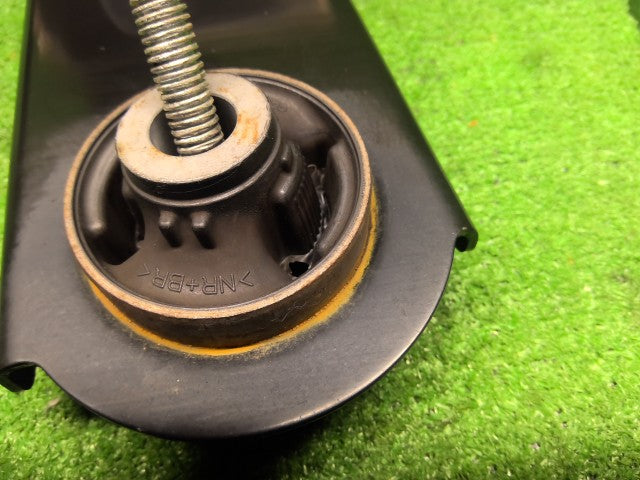 【中古】ハイゼットアトレ 3BD-S700V 左フロントロアアーム 48069-B5050