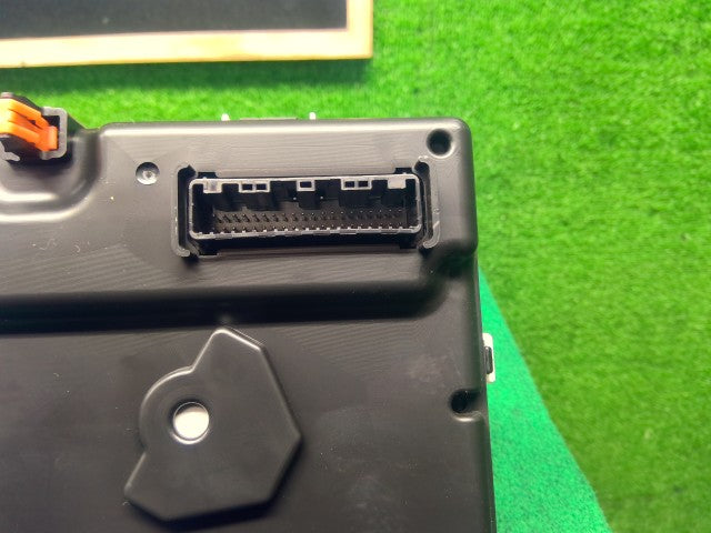 【中古】ハイゼットアトレ 3BD-S700V スピードメーター 83800-B5B31