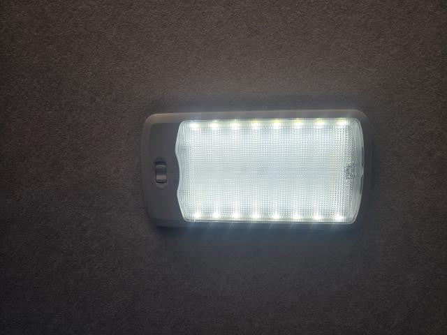 【中古】ハイゼットアトレ 3BD-S700V ルームランプ 81240-B5050-B0