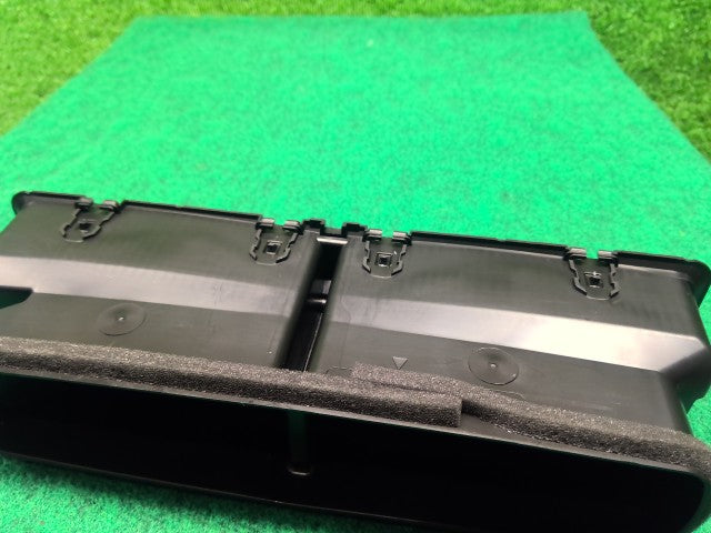 【中古】ハイゼットアトレ 3BD-S700V エアコン吹き出し口 センター