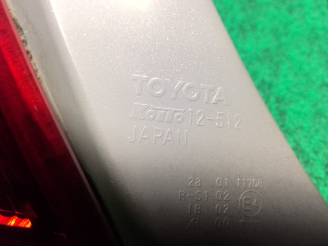 カローラアクシオ 左テールランプ DBA-NZE141 81560-12A20