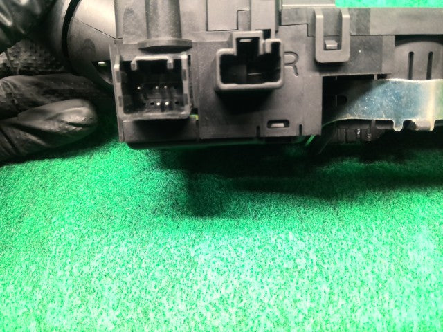【中古】デイズ DBA-B21W ディマースイッチ 25550-6A00B