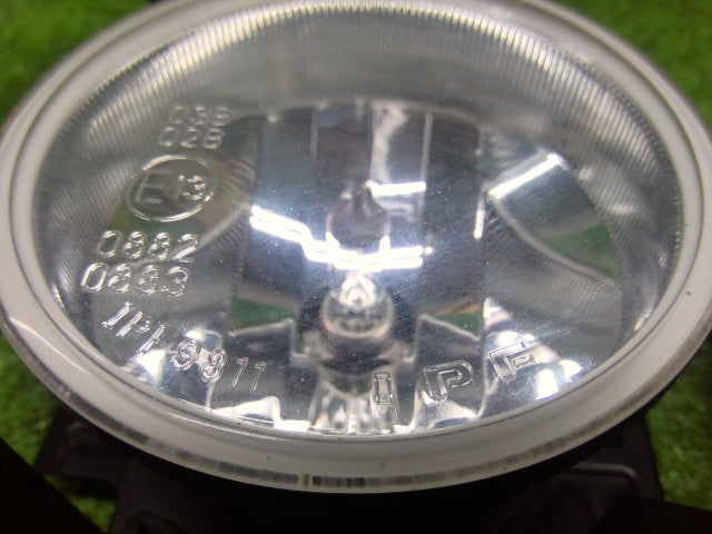 【中古】サンバー EBD-TV2 フォグランプ左右セット