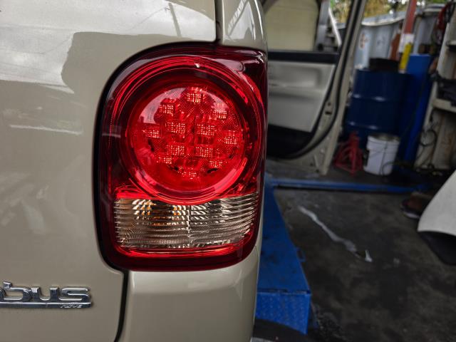 【中古】ムーヴキャンバス 5BA-LA800S 右テールランプ 右ブレーキランプ