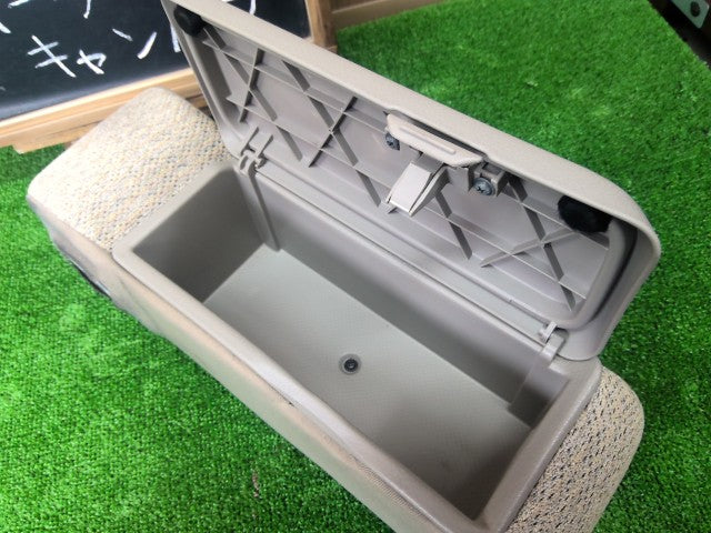 【中古】ムーヴキャンバス 5BA-LA800S フロント右 シート