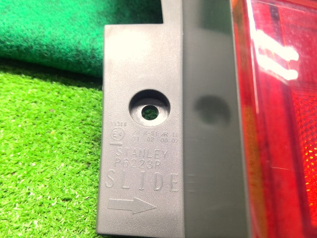 【中古】ゼスト CBA-JE2 右テールランプ 33501-SYA-003