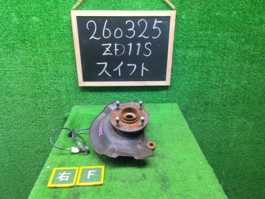 スイフト 右ＦナックルハブＡＳＳＹ DBA-ZD11S 45111-63J50