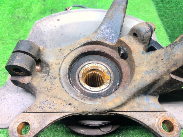 スイフト 左ＦナックルハブＡＳＳＹ DBA-ZD11S 45151-63J50