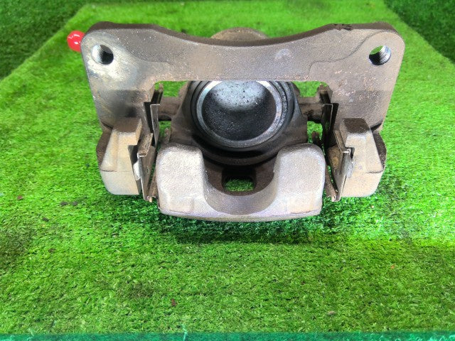 スイフト 左Ｆキャリパー DBA-ZD11S 55102-63J01-999