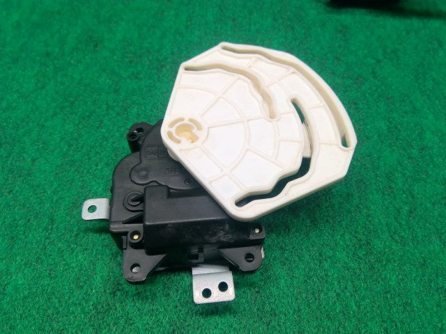 スイフト その他 Ａ／Ｃヒーター系 DBA-ZD11S