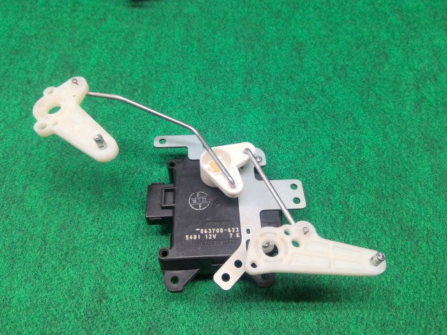 スイフト その他 Ａ／Ｃヒーター系 DBA-ZD11S