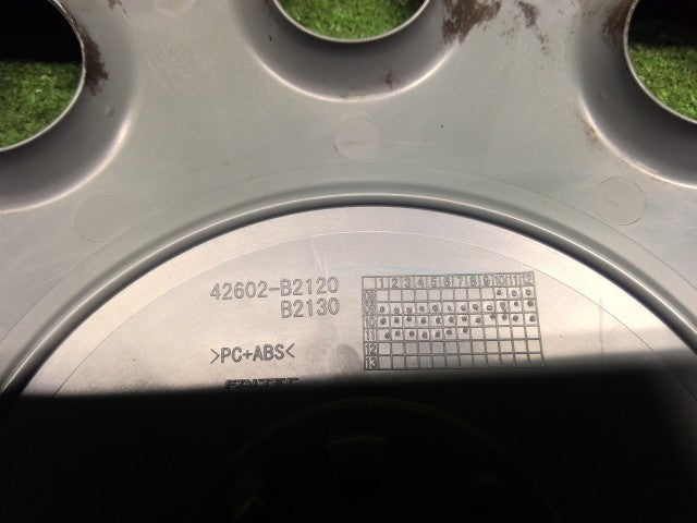 【中古】ミラココア DBA-L685S 14インチ ホイールキャップ 42602-B2120 自社品番260326 R59