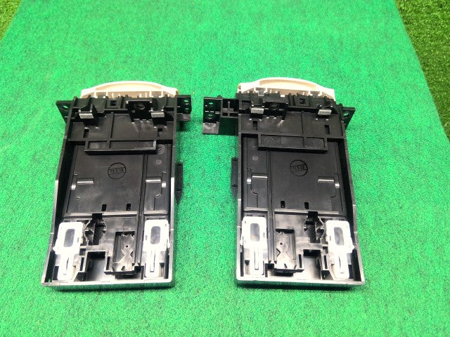 ミラココア ドリンクホルダー DBA-L685S 55618-B2290-E0 R59 自社品番260326 中古