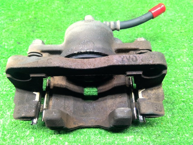 【中古】アルト DBA-HA25S 右フロントキャリパー 55101-64LA0-999