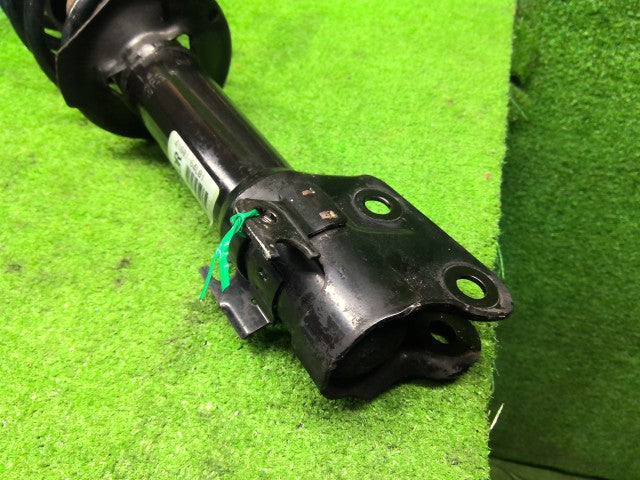 【中古】アルト DBA-HA25S 右フロントストラット 41601-64L01