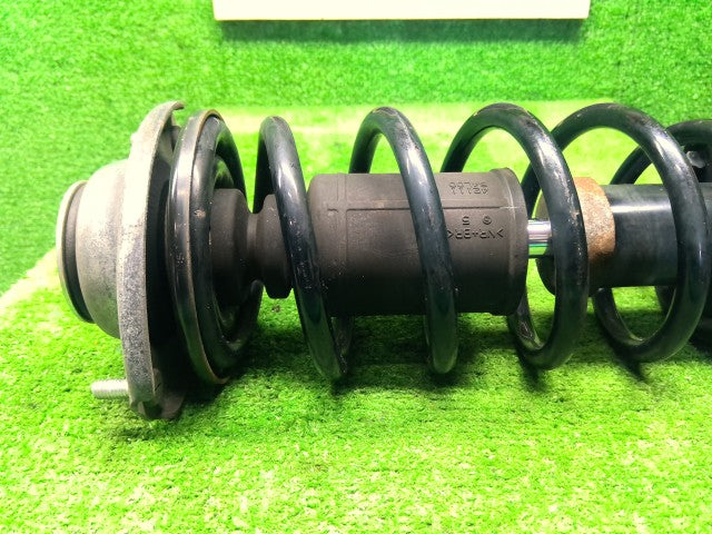 【中古】アルト DBA-HA25S 右フロントストラット 41601-64L01