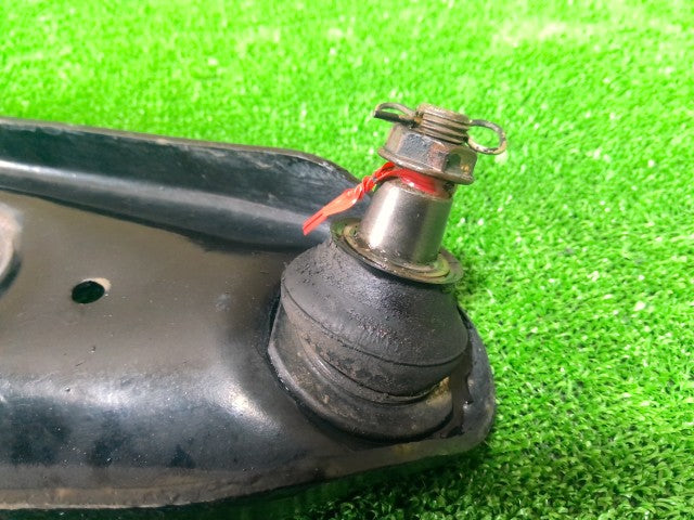 【中古】ラッシュ ABA-J210E 左フロントロアアーム 48069-B4011
