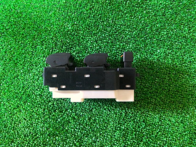 【中古】ラッシュ ABA-J210E パワーウインドウスイッチ 84820-B4010
