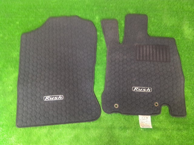 【中古】ラッシュ ABA-J210E フロアマット