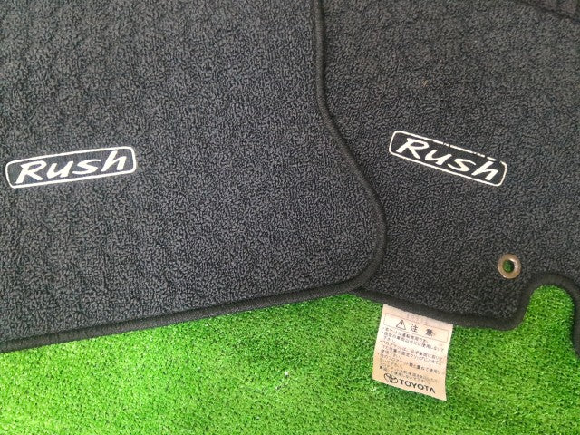 【中古】ラッシュ ABA-J210E フロアマット