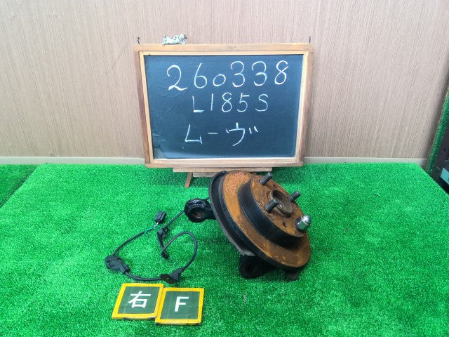 【中古】ムーヴ DBA-L185S 右フロントナックルハブ 43211-B2040