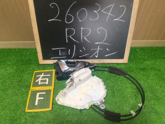 【中古】エリシオン DBA-RR2 右 フロント