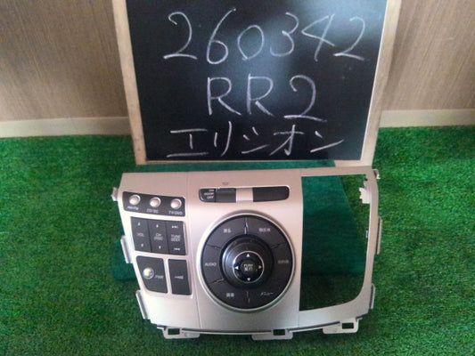【中古】エリシオン DBA-RR2 ナビ コントロール