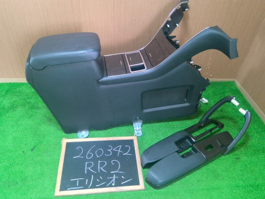 【中古】エリシオン DBA-RR2 木目パネル センター