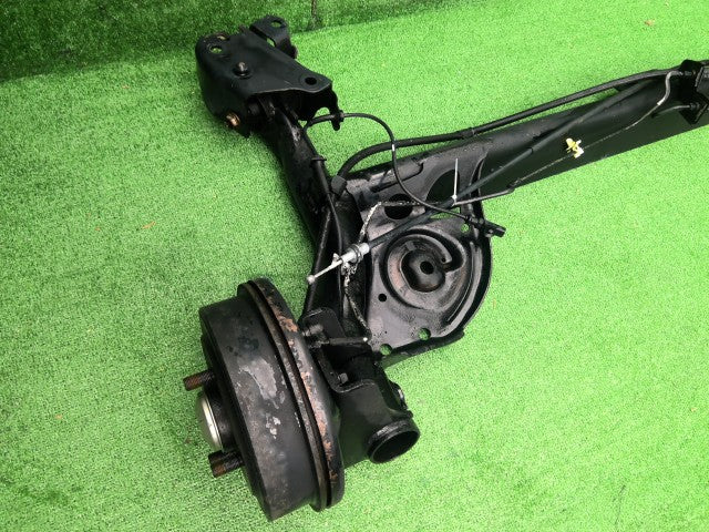 【中古】マーチ DBA-AK12 リアアクスル ビーム