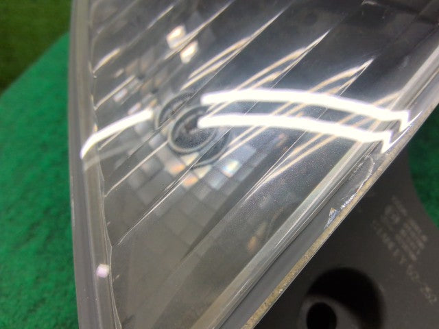 【中古】アクア DAA-NHP10 左テールランプ 81560-52693