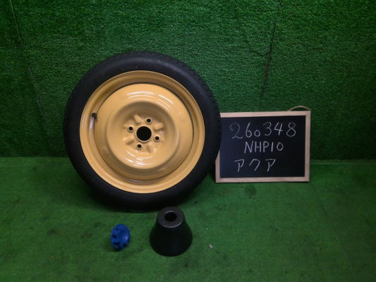 【中古】アクア DAA-NHP10 テンパータイヤ 42611-1A240