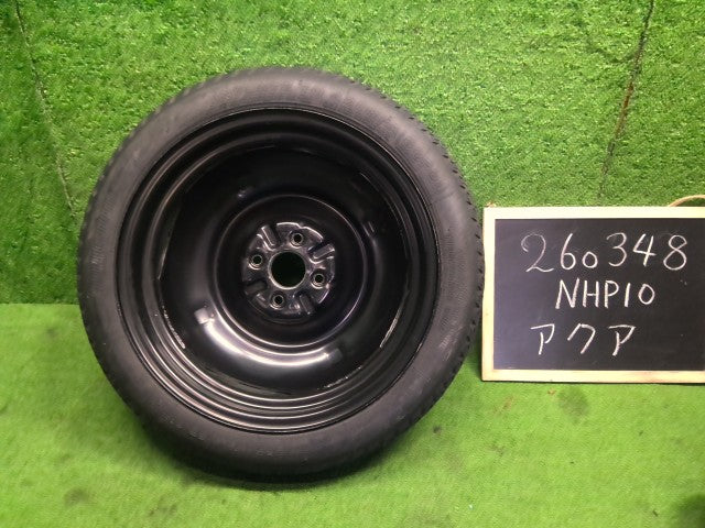 【中古】アクア DAA-NHP10 テンパータイヤ 42611-1A240