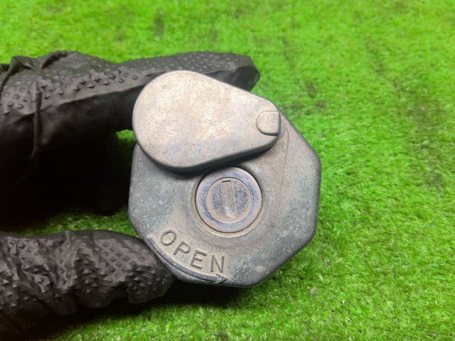 ミニキャブ 燃料キャップ GD-U62T MB653519