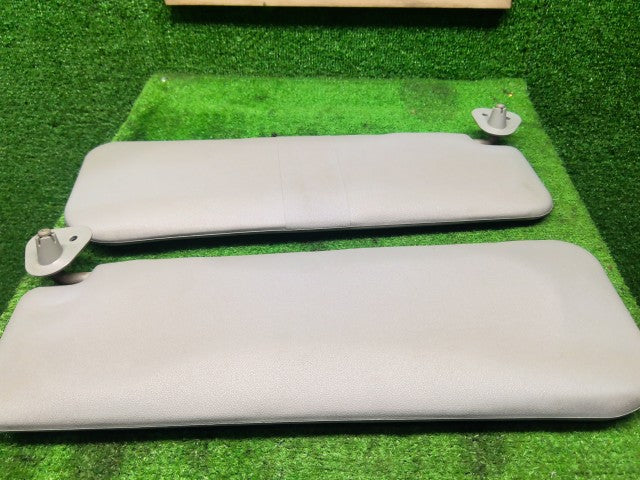 ミニキャブ サンバイザー GD-U62T MR601349