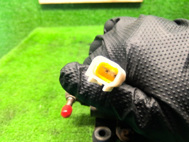 【中古】サンバー GD-TV2 フューエルポンプ 42021TC030