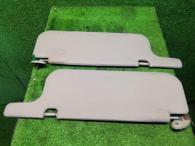 【中古】サンバー GD-TV2 サンバイザー 92011TC110NP