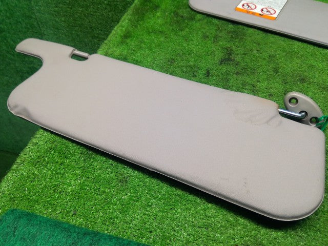 【中古】サンバー GD-TV2 サンバイザー 92011TC110NP