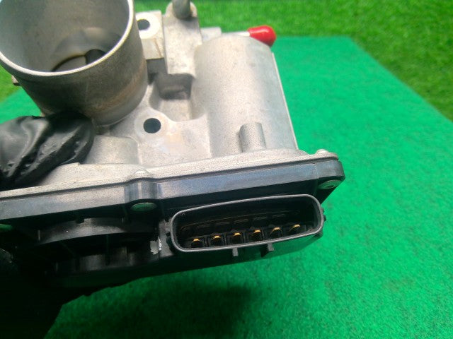 【中古】デイズルークス DBA-B21A スロットルボディ 16118-6A00G