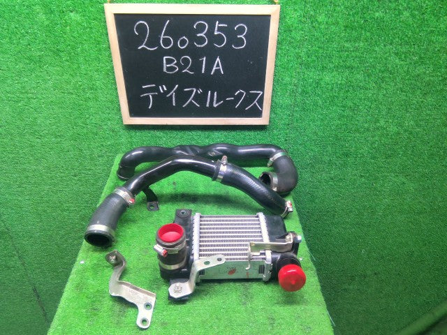 【中古】デイズルークス DBA-B21A インタークーラー 14461-6A00D